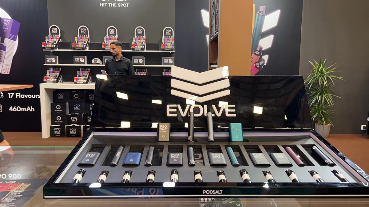 一次性電子煙與換彈式電子霧化煙的區(qū)別